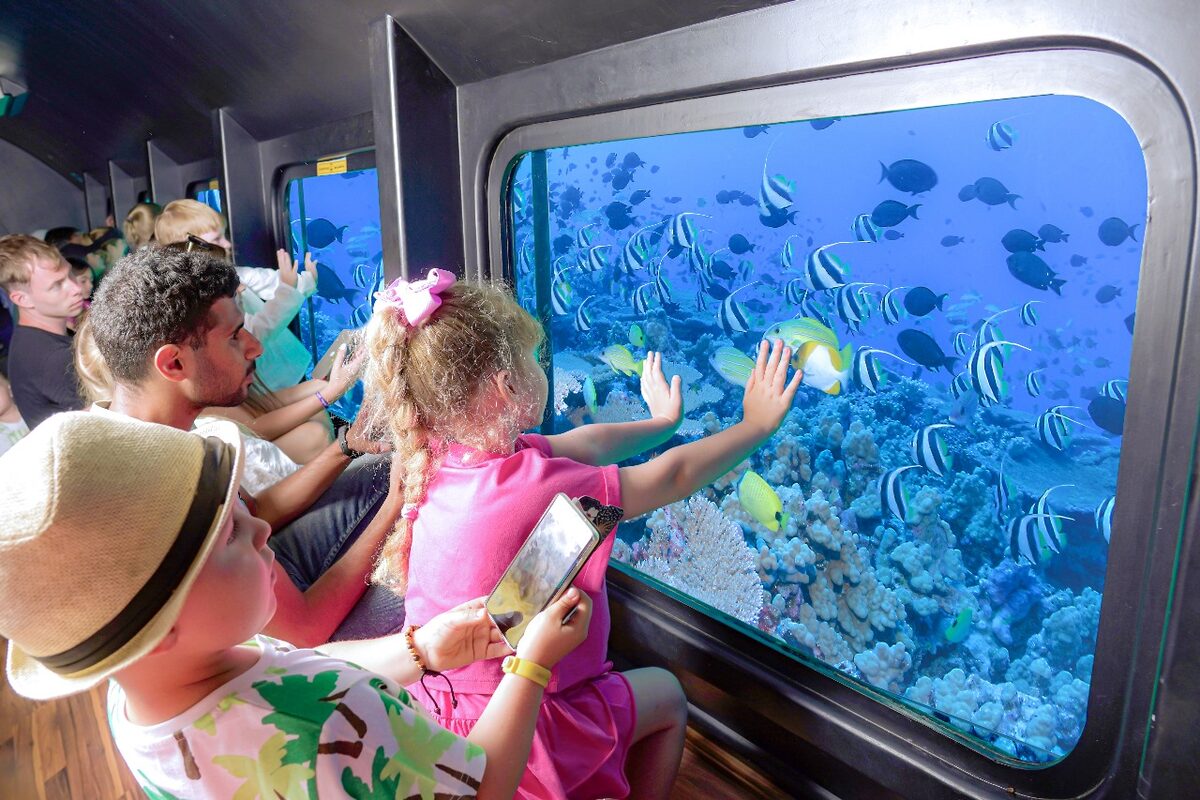 Semi-Submarine Sea Scope in Sharm El Sheikh